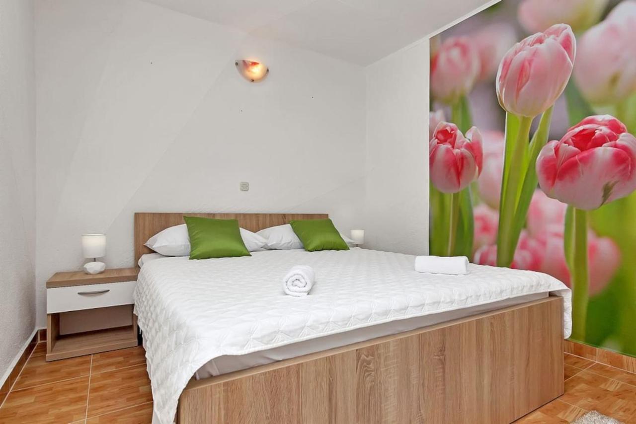 Holiday Home Colla Tucepi Luaran gambar