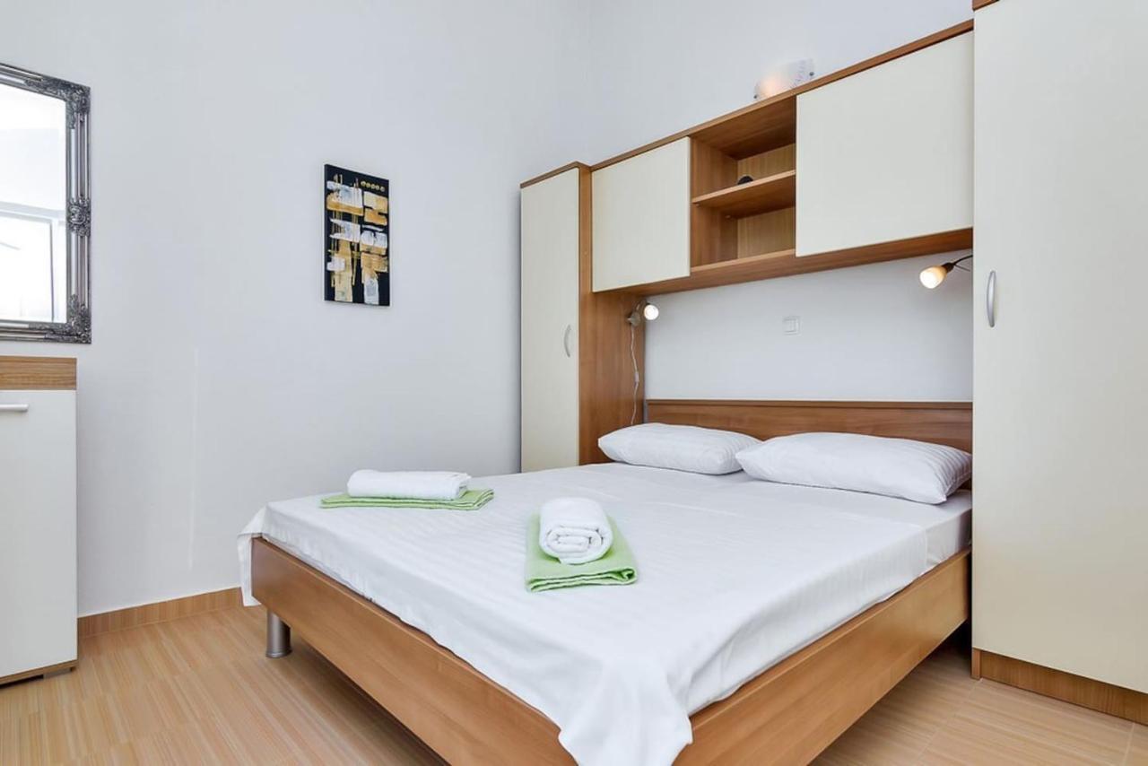 Holiday Home Colla Tucepi Luaran gambar